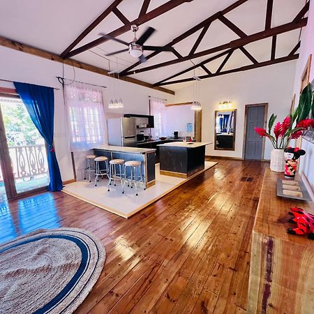 Casa Le Parc - Main Street Ξενοδοχείο Μπόκας ντελ Τόρο Εξωτερικό φωτογραφία