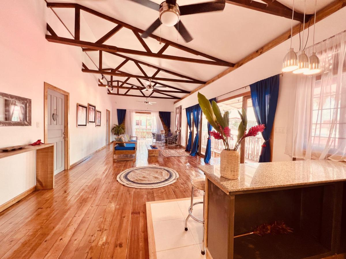 Casa Le Parc - Main Street Ξενοδοχείο Μπόκας ντελ Τόρο Εξωτερικό φωτογραφία